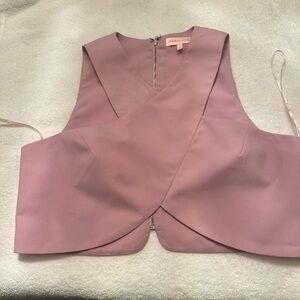 NWOT Lavender Crop Top L